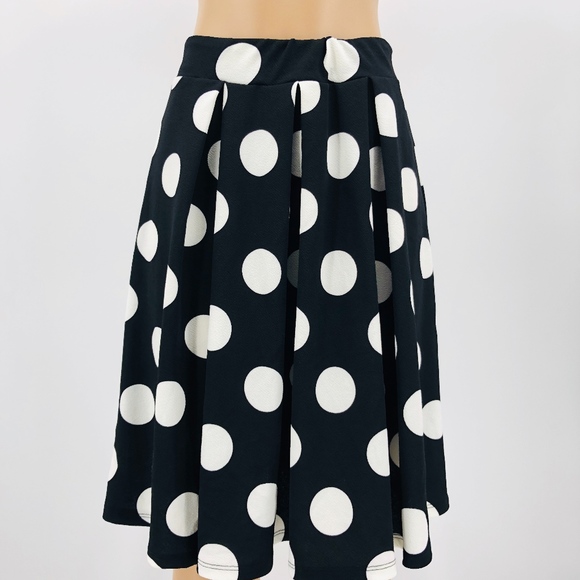 Polka Dot Pleated A Line Skirt - Picture 2 of 7